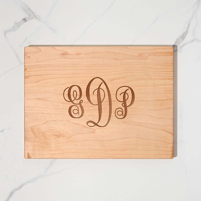 https://www.personalizedgallery.com/cdn/shop/products/Custom-maple-cutting-board-MONOGRAM-04_2048x.jpg?v=1648757513