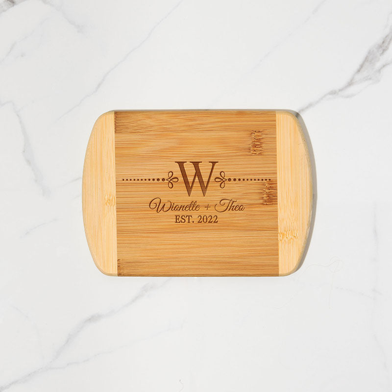 initial- cutting-board-gift-ideas-for-cooking-lovers