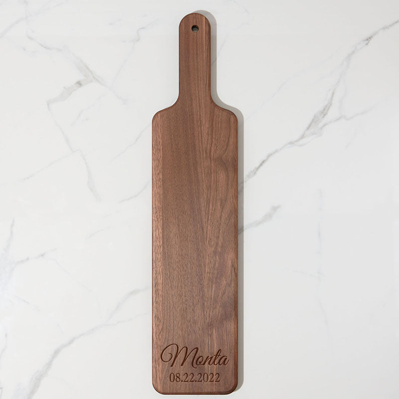 https://www.personalizedgallery.com/cdn/shop/products/walnut-long-cutting-board-Personalized_e818090d-a932-44a0-9bf4-80880bb07717_2048x.jpg?v=1649805218